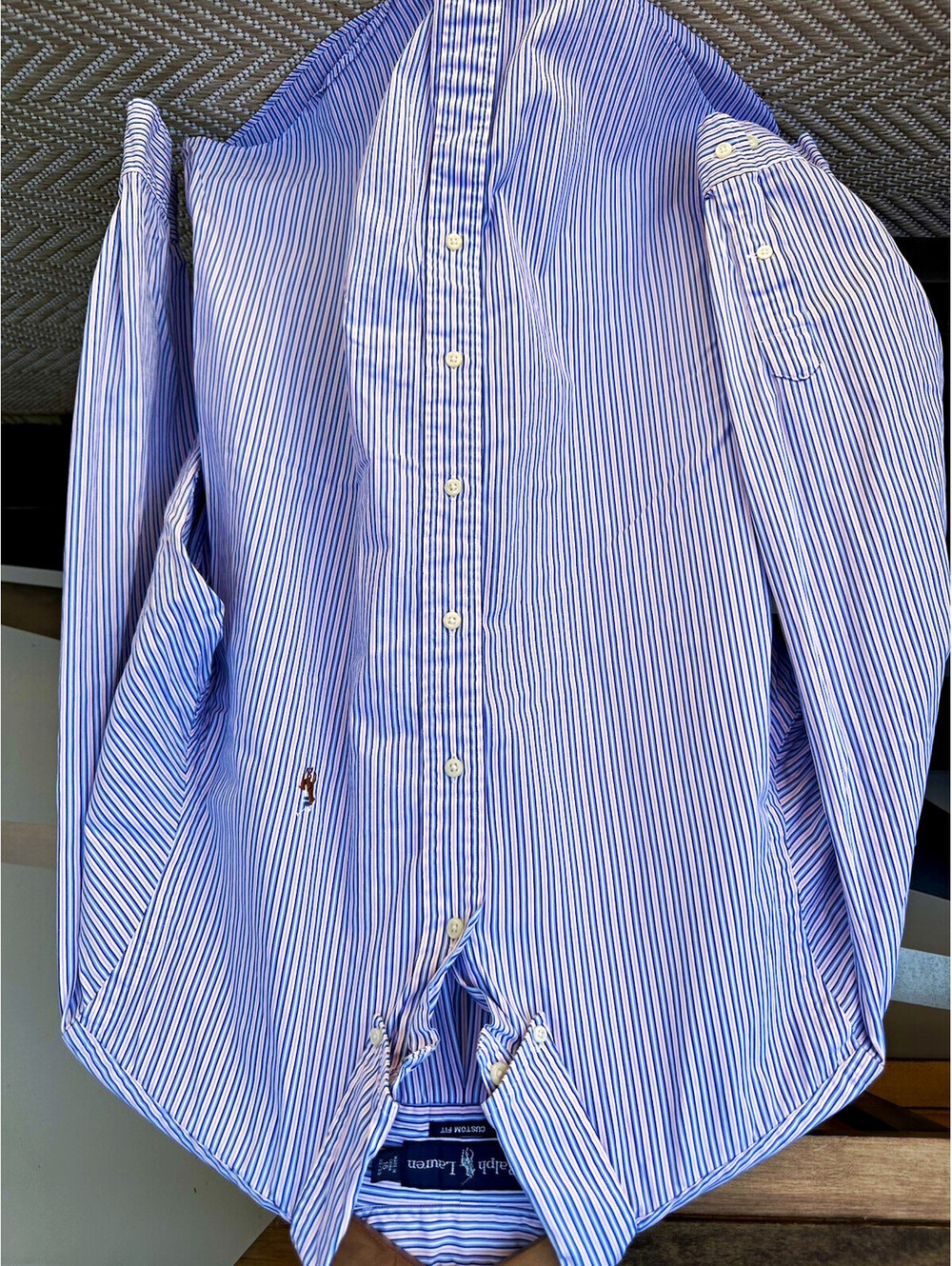 Ralph Lauren Custom Fit Mens L Blue/White/Pink Striped Button-Down Shirt